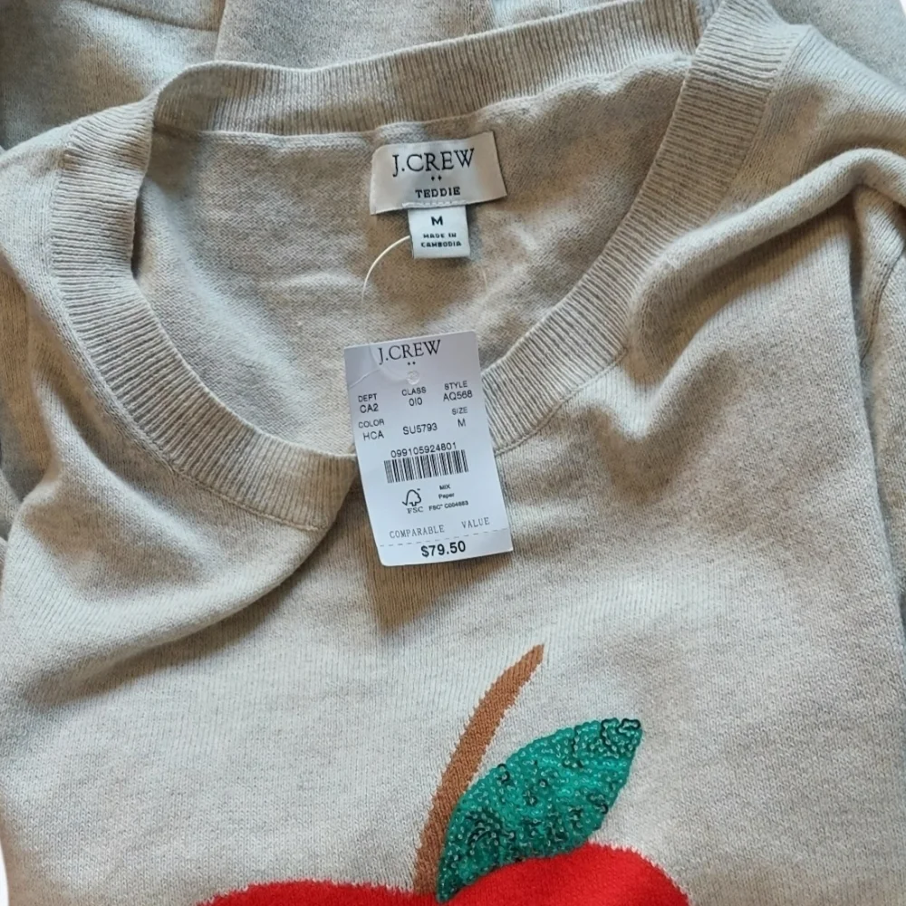 NWT J. Crew Teddie Oatmeal Sweater with Red Apple Design ~size Medium